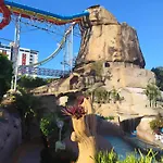 Piazza Com Acesso Ao Acqua Park