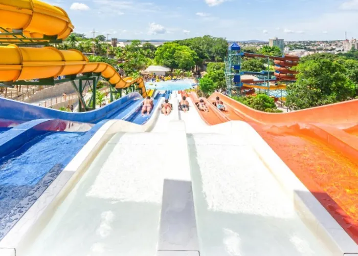 Piazza Com Acesso Ao Acqua Park